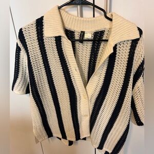 H and M sweater T shirt